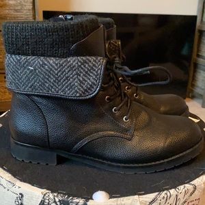 Black fold over combat bootie